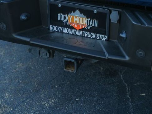 Used 2014 Ford F150 Lariat w/ Equipment Group 502A Luxury image 9