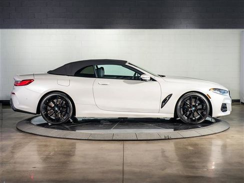 Used 2023 BMW 840i Convertible image 16