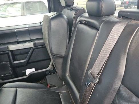 Used 2019 Ford F150 Lariat image 19