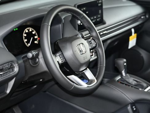 New 2027 Honda HR-V EX-L image 14