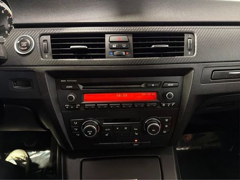 Used 2012 BMW M3 Convertible RWD image 15