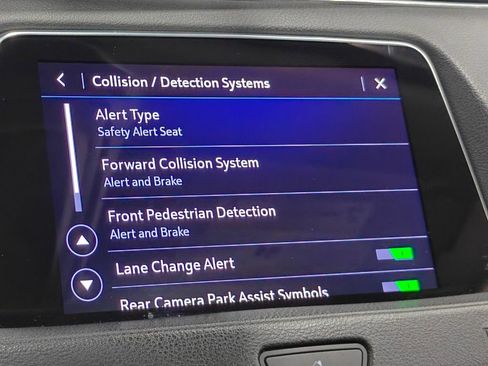 Used 2019 Cadillac XT4 Premium Luxury w/ Cold Weather Package AWD/4WD image 44