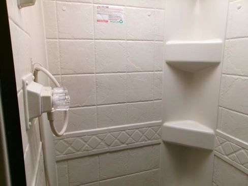 Used 2019 Chevrolet Express 4500 w/ RV Package image 15