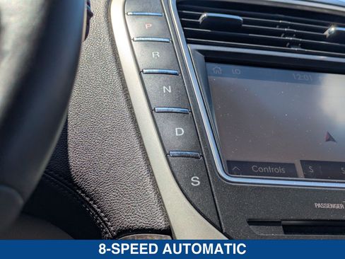 Used 2019 Lincoln Nautilus Select w/ Class II Trailer Tow Package FWD image 34