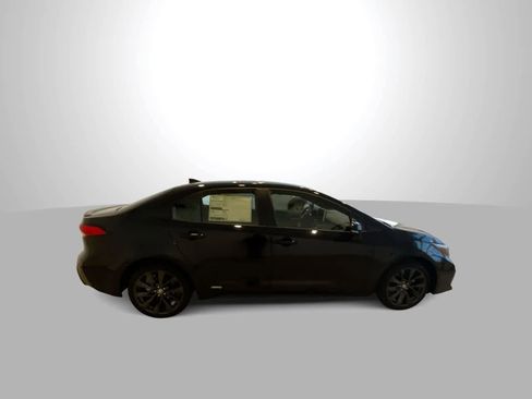 New 2026 Toyota Corolla SE image 9