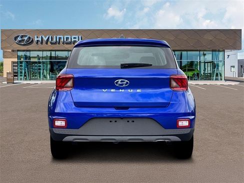 New 2026 Hyundai Venue SE image 6