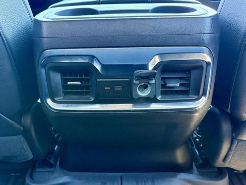 Used 2022 GMC Sierra 2500 Denali w/ Denali Ultimate Package AWD/4WD image 13