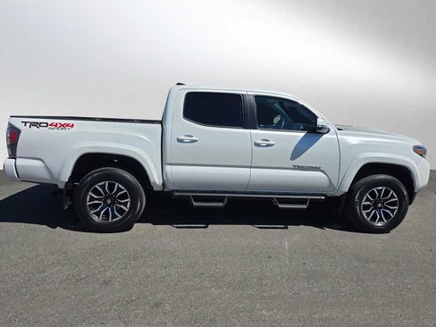 Used 2023 Toyota Tacoma TRD Sport w/ Advanced Technology Package image 2