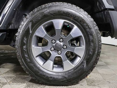 Used 2021 Jeep Wrangler Unlimited Sahara w/ Uconnect 4C Nav & Sound Group image 15