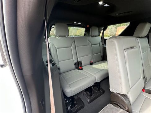 Used 2022 Chevrolet Tahoe LT w/ LT Signature Package image 18