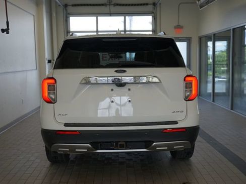 Certified 2023 Ford Explorer XLT w/ Equipment Group 202A AWD/4WD image 12