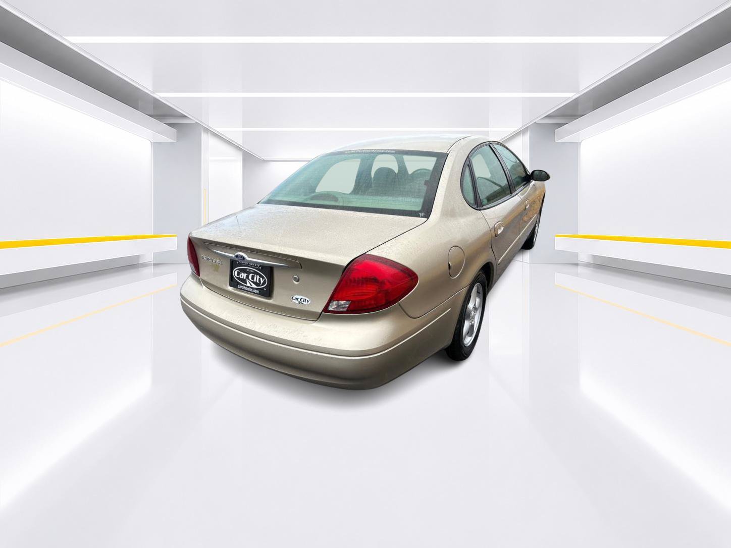Used 2001 Ford Taurus SE FWD image 4