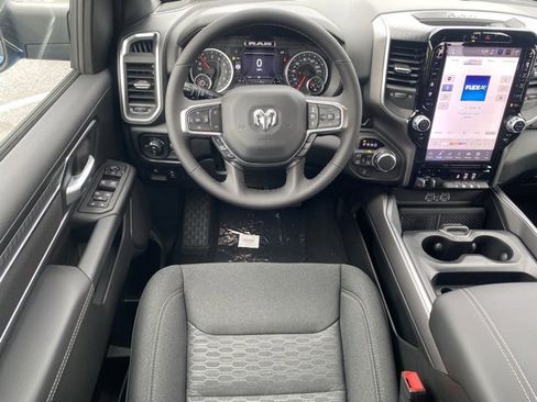 New 2026 RAM 1500 4x4 Crew Cab image 35