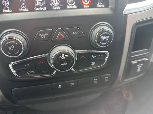 Used 2017 RAM 1500 Big Horn AWD/4WD image 17