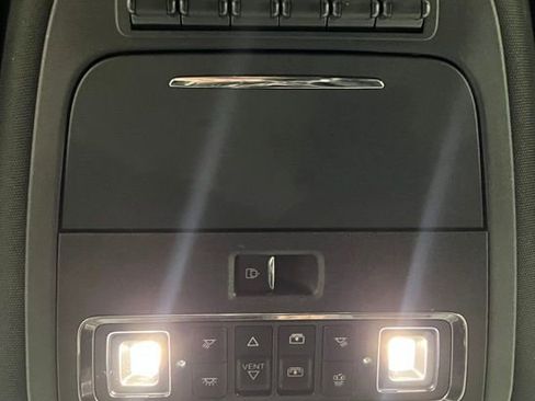 Used 2024 Ford F450 Platinum w/ FX4 Off-Road Package AWD/4WD image 39