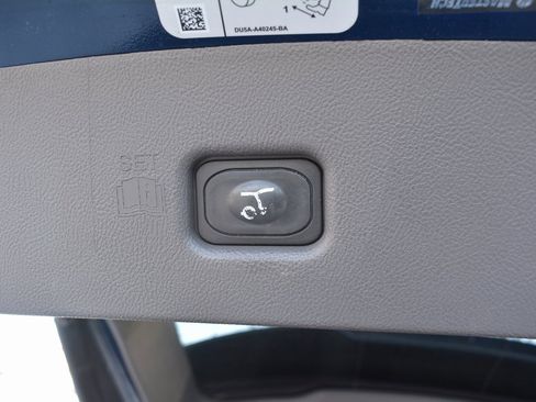 Used 2019 Lincoln Nautilus Reserve w/ Cargo Utility Package image 27