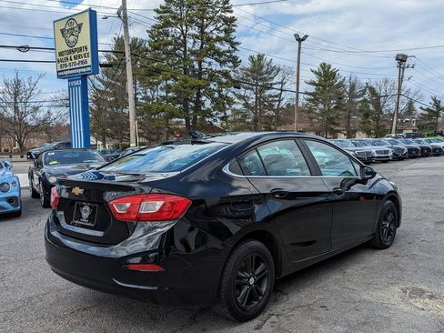 Used 2016 Chevrolet Cruze LT FWD image 7