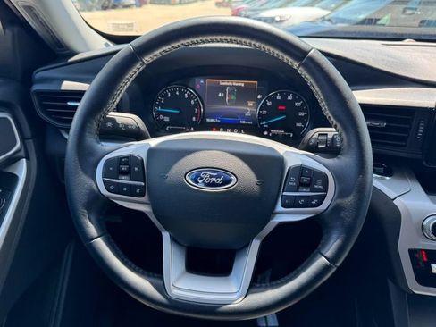 Used 2022 Ford Explorer XLT w/ Class IV Trailer Tow Package AWD/4WD image 13