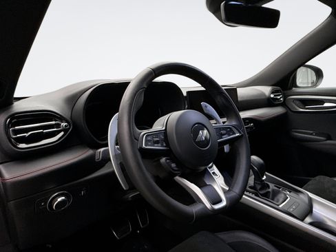 Used 2024 Dodge Hornet R/T w/ Track Pack image 10