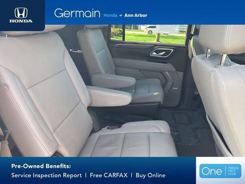 Used 2024 Chevrolet Suburban Z71 w/ Luxury Package AWD/4WD image 18