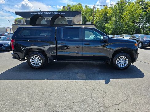 Used 2019 Chevrolet Silverado 1500 W/T w/ Z71 Off-Road Package AWD/4WD image 2