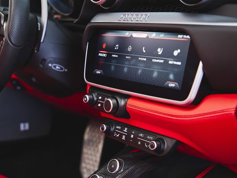 Used 2023 Ferrari Portofino M image 36