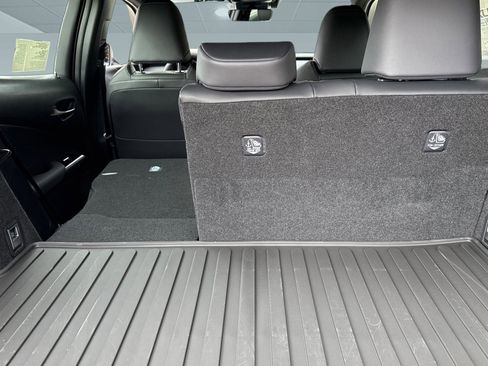 New 2026 Lexus UX 300h AWD image 25