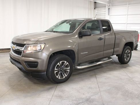 Used 2016 Chevrolet Colorado W/T w/ WT Convenience Package image 4
