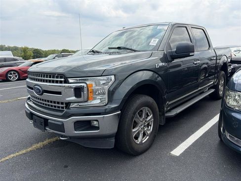 Used 2018 Ford F150 XLT w/ Equipment Group 301A Mid AWD/4WD image 9