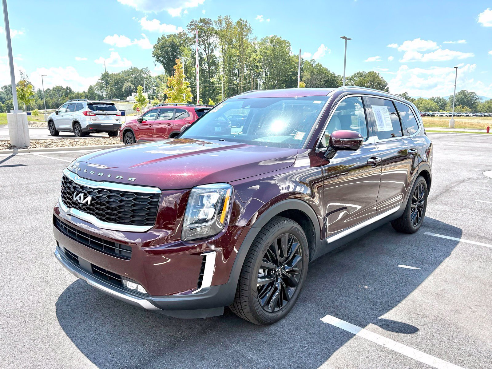 Used 2022 Kia Telluride SX w/ Towing Package AWD/4WD image 3