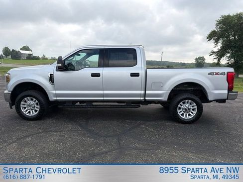Used 2019 Ford F250 XLT AWD/4WD image 5