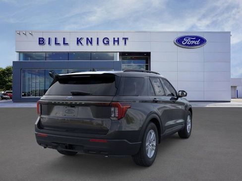 New 2026 Ford Explorer Active image 8