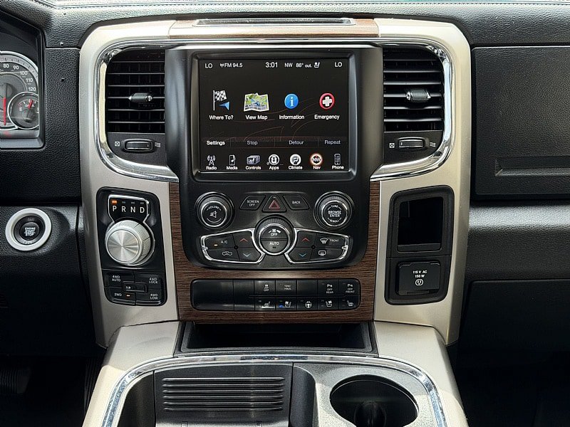Used 2017 RAM 1500 Laramie w/ Convenience Group AWD/4WD image 13