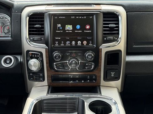 Used 2017 RAM 1500 Laramie w/ Convenience Group AWD/4WD image 13