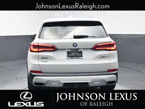 Used 2019 BMW X5 xDrive50i w/ Premium Package 2 AWD/4WD image 8