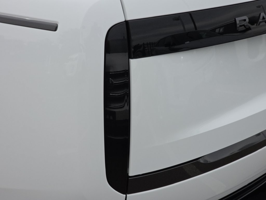 New 2026 Land Rover Range Rover SE AWD/4WD image 23