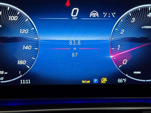 New 2025 Mercedes-Benz GLS 580 4MATIC image 32