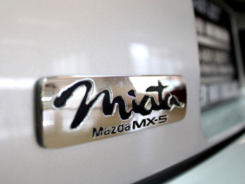 Used 1991 MAZDA MX-5 Miata image 19