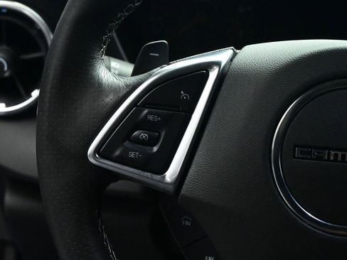 Used 2018 Chevrolet Camaro SS image 44