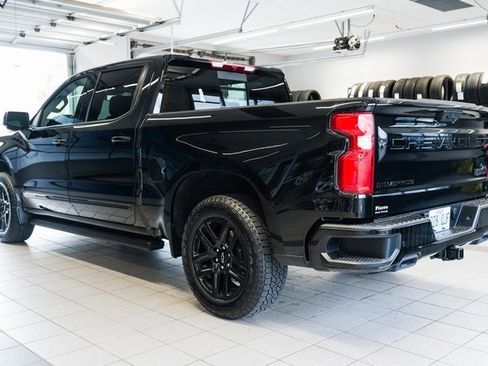 Used 2025 Chevrolet Silverado 1500 High Country w/ Midnight Edition image 4