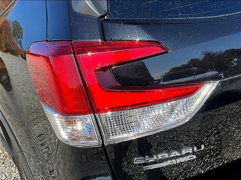 Used 2023 Subaru Forester Premium image 28