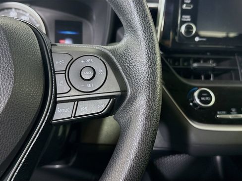 Certified 2021 Toyota Corolla LE image 21