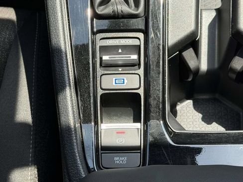 Used 2023 Honda Accord Sport image 15