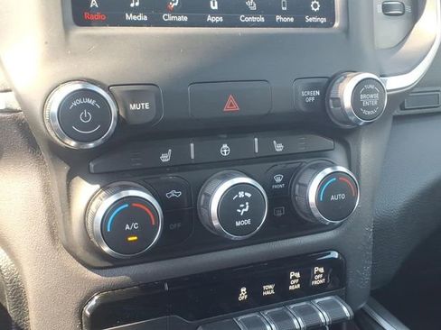 Used 2021 RAM 1500 Big Horn AWD/4WD image 19