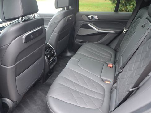 Used 2026 BMW X5 xDrive40i w/ M Sport Package AWD/4WD image 15