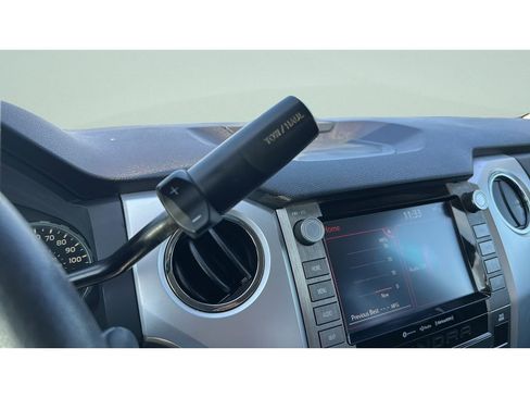 Used 2020 Toyota Tundra SR5 AWD/4WD image 17