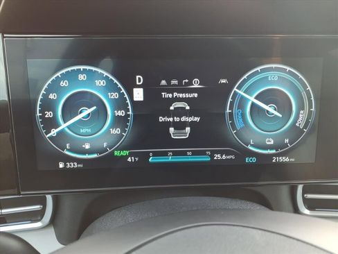 Used 2025 Hyundai Elantra Limited w/ Cargo Package image 29