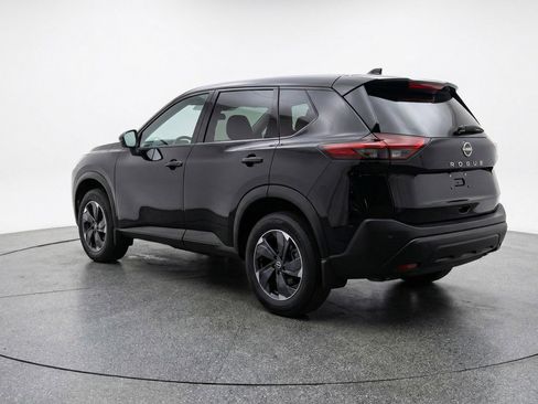Used 2025 Nissan Rogue SV image 6