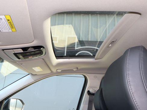 Used 2024 Hyundai Palisade SEL w/ Premium Package image 8