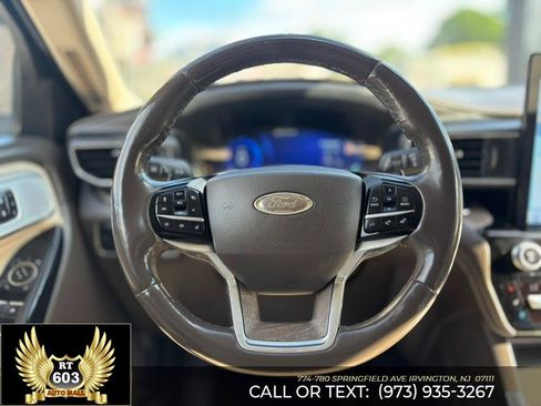 Used 2021 Ford Explorer Platinum w/ Equipment Group 601A AWD/4WD image 13